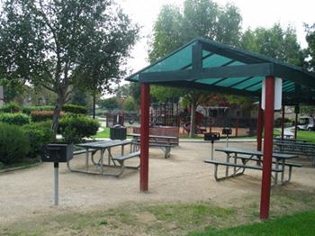 Country club villa bbq facility